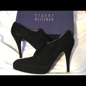 Stuart Weitzman Black Suede Bootie 9.5N